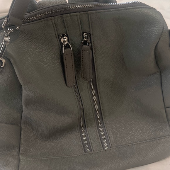 Gray pebbled leather convertible backpack - Picture 3 of 6